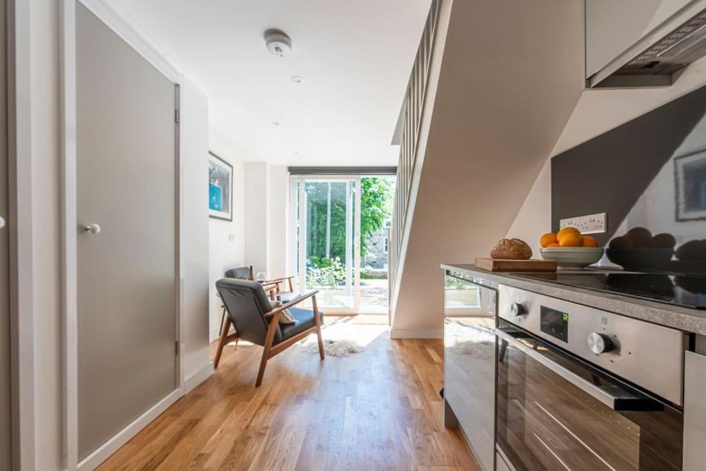 Appartement The Studio, Rosebud. 5 Minutes Walk To Beach.